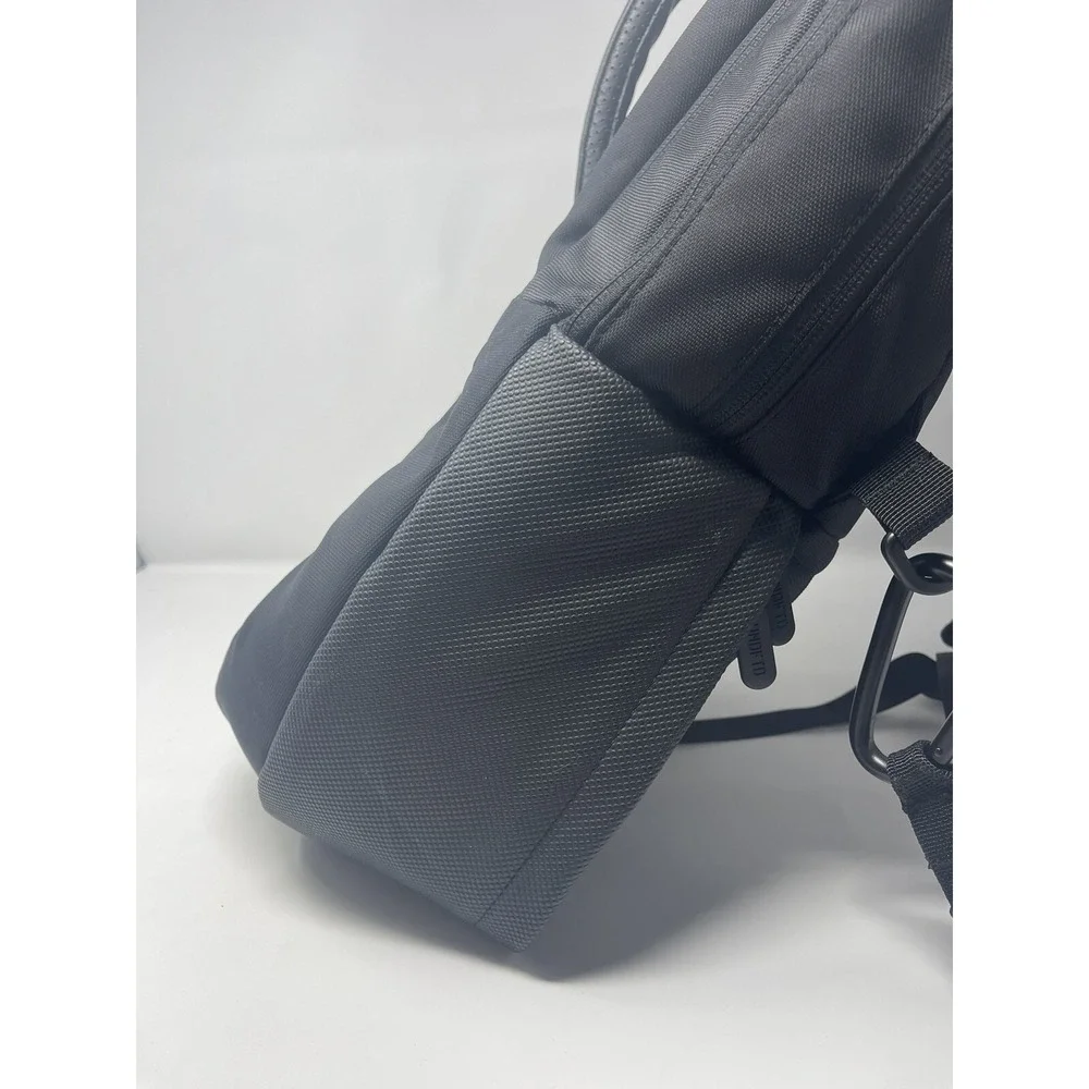 UNDFTD x Incase Ballistic‎ Basketball Bag in Excellent Used Condition, EUC